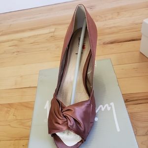 Beautiful Luichiny Satin Shoes
